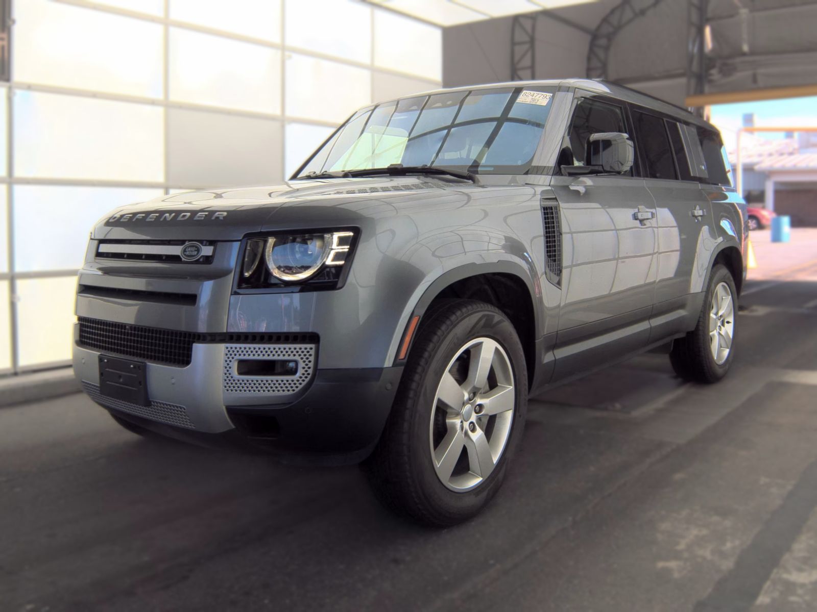 2023 Land Rover Defender 130 SE AWD