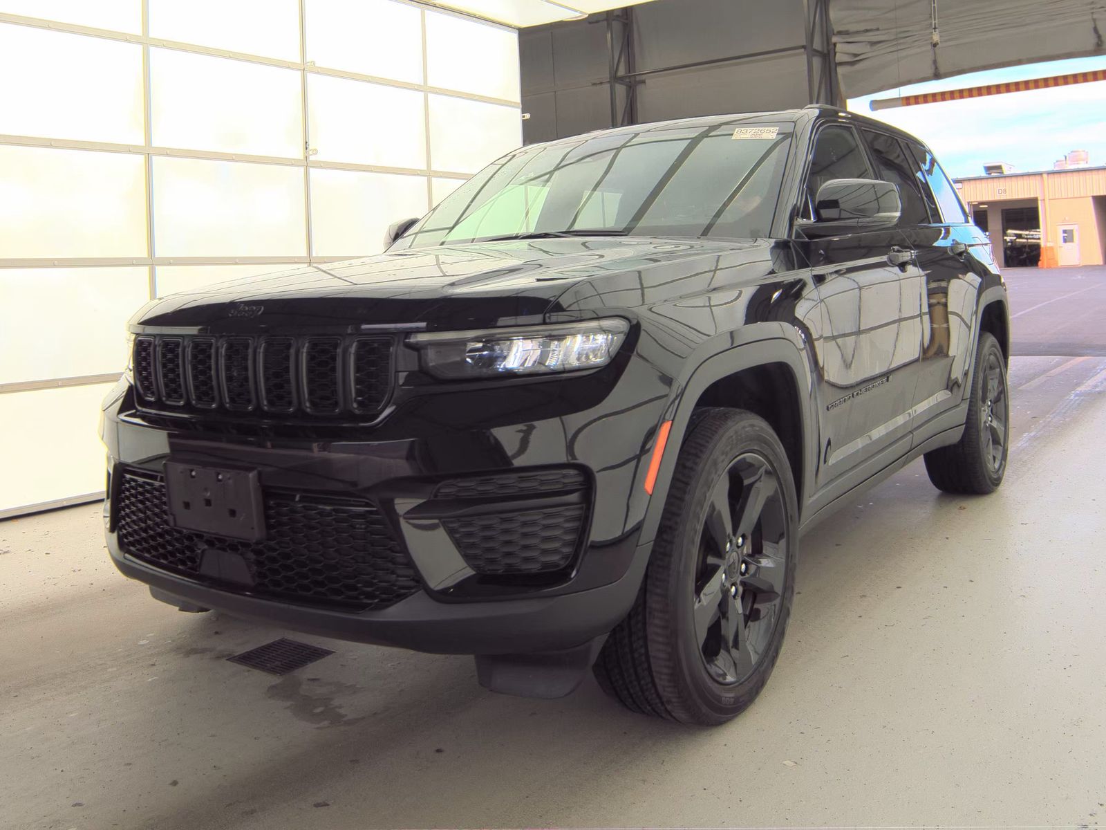 2023 Jeep Grand Cherokee Altitude AWD