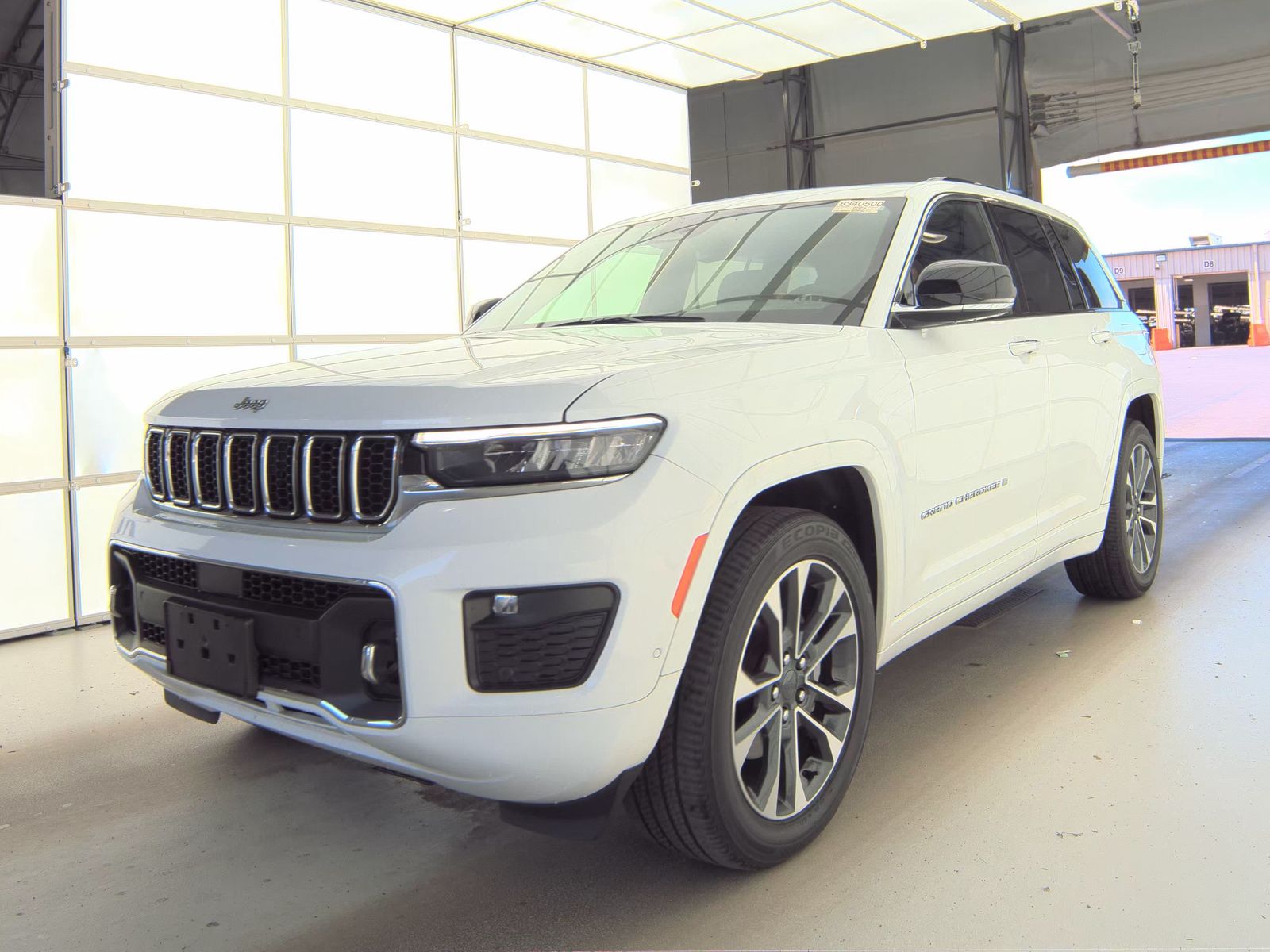 2023 Jeep Grand Cherokee Overland AWD