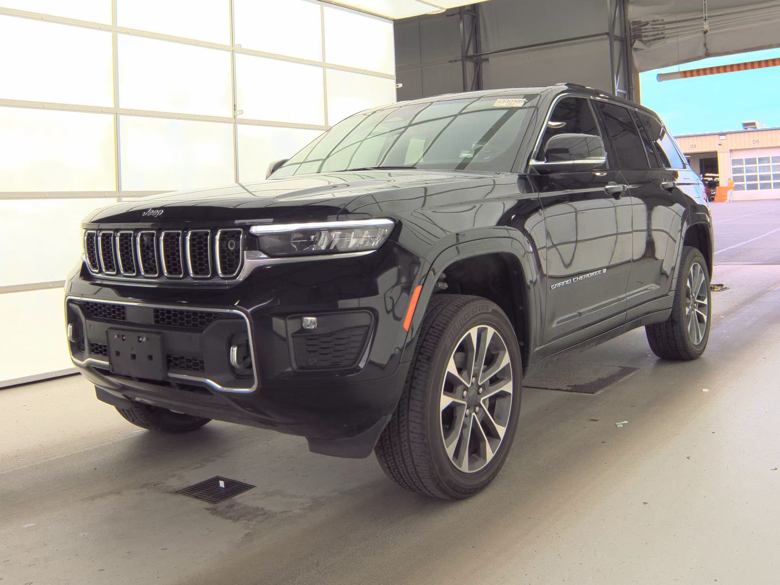 2023 Jeep Grand Cherokee Overland AWD