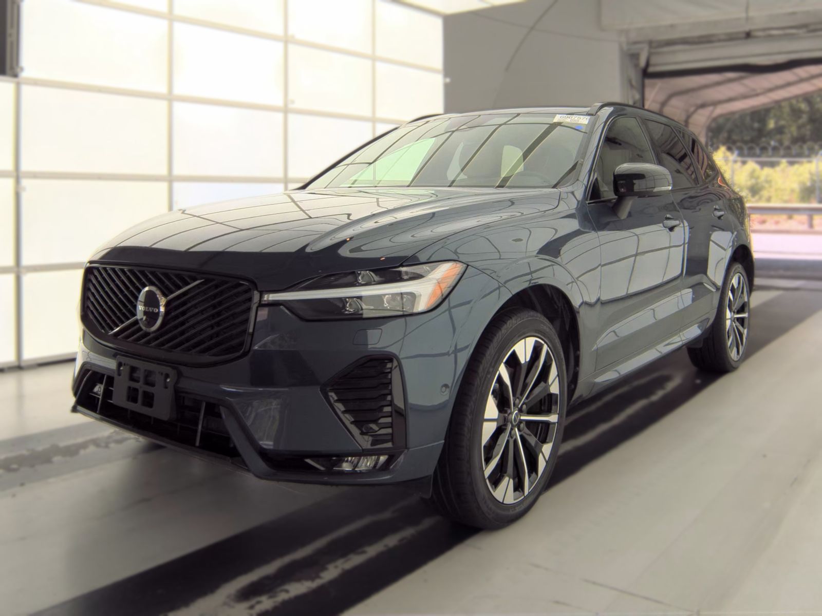 2026 Volvo XC60 B5 Plus AWD
