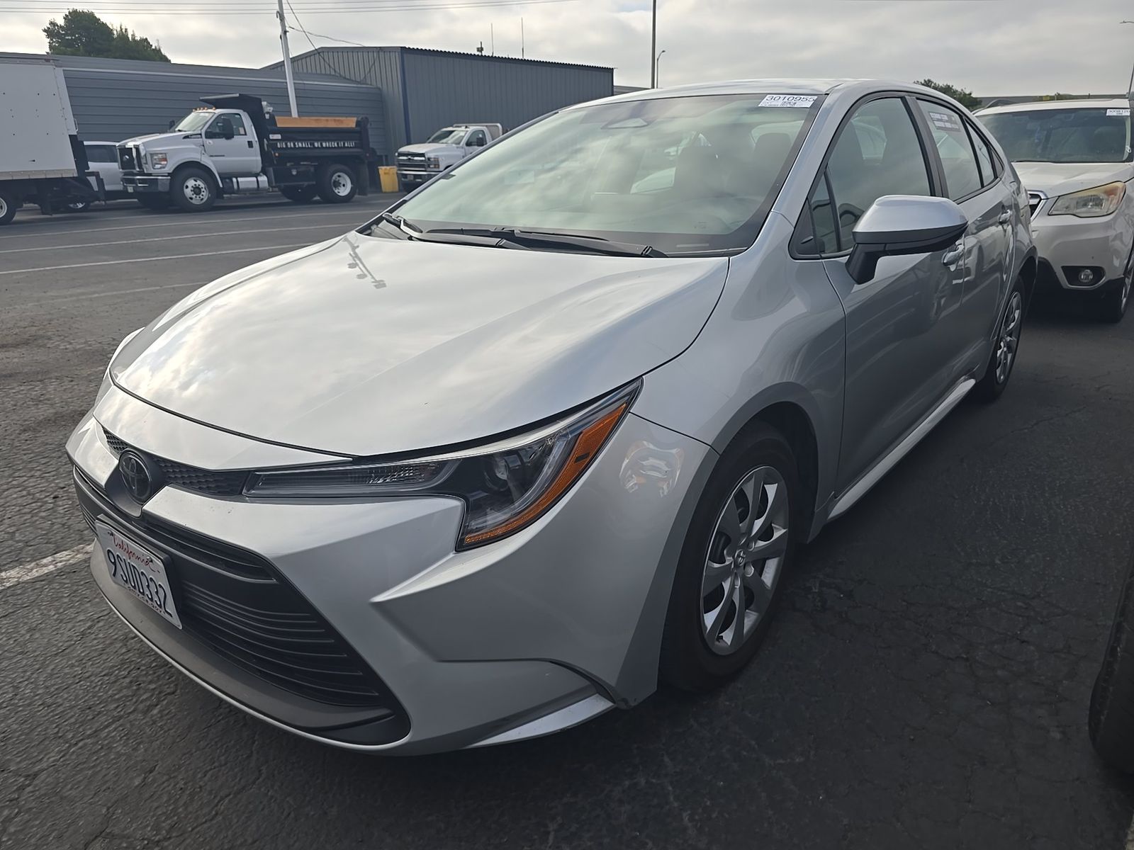 2025 Toyota Corolla LE FWD