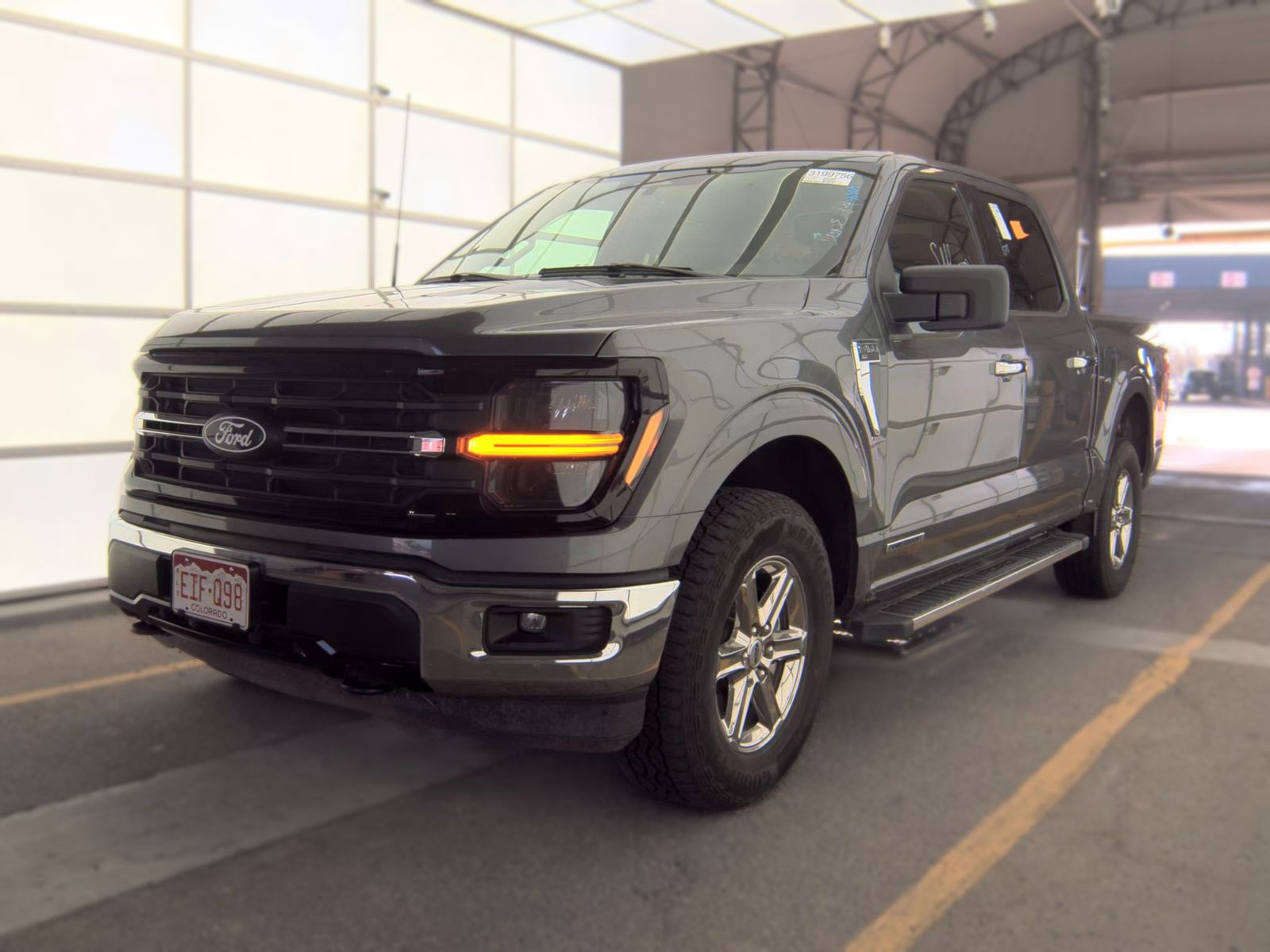 2025 Ford F-150 Hybrid XLT AWD