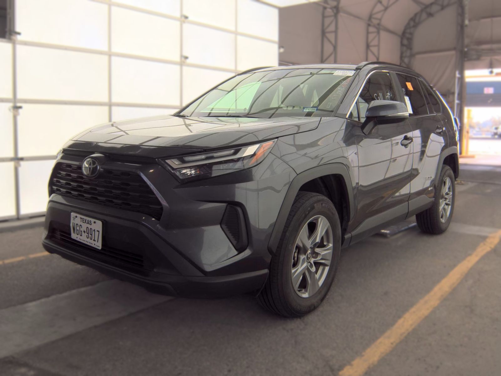 2025 Toyota RAV4 Hybrid XLE AWD