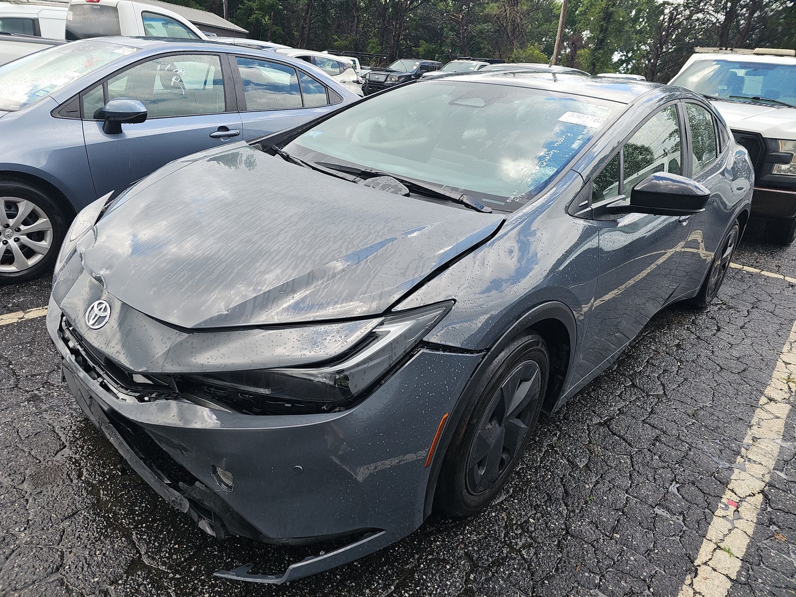 2025 Toyota Prius LE FWD