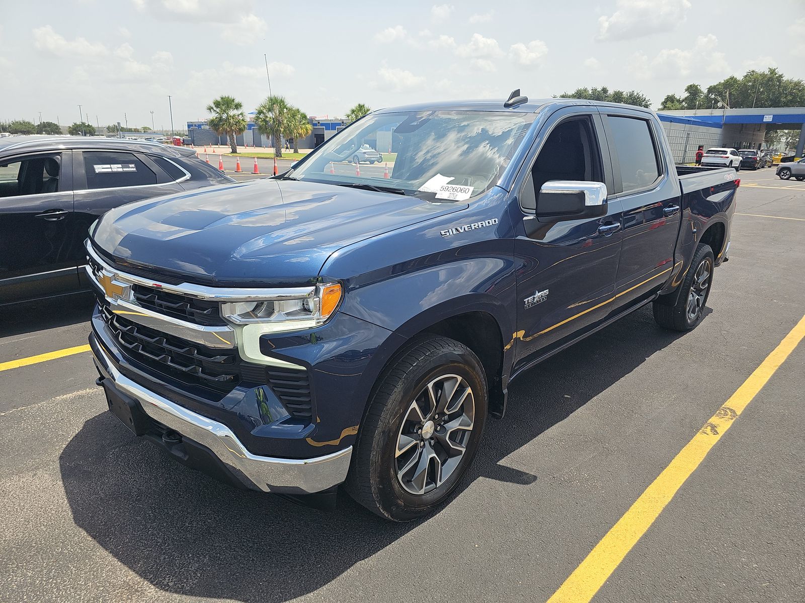 2022 Chevrolet Silverado 1500 LT AWD