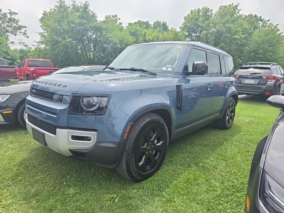2023 Land Rover Defender 110 SE AWD