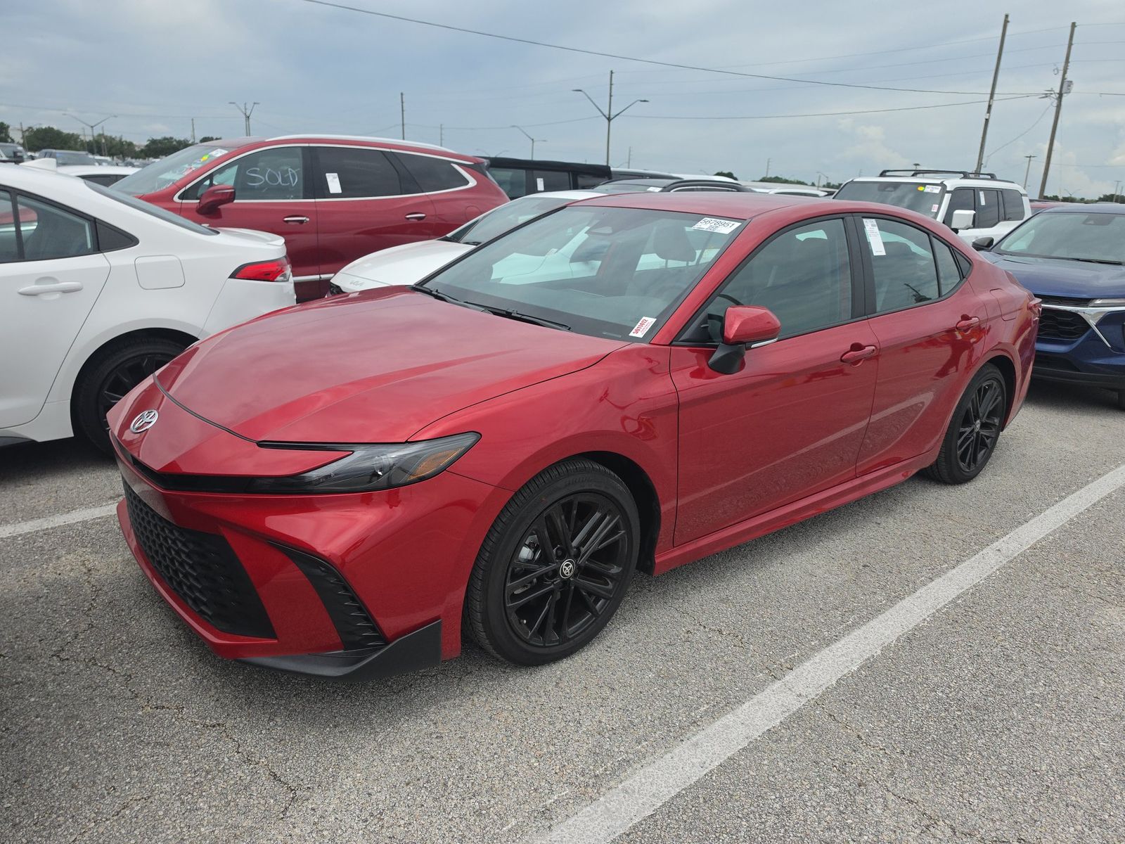 2026 Toyota Camry SE FWD