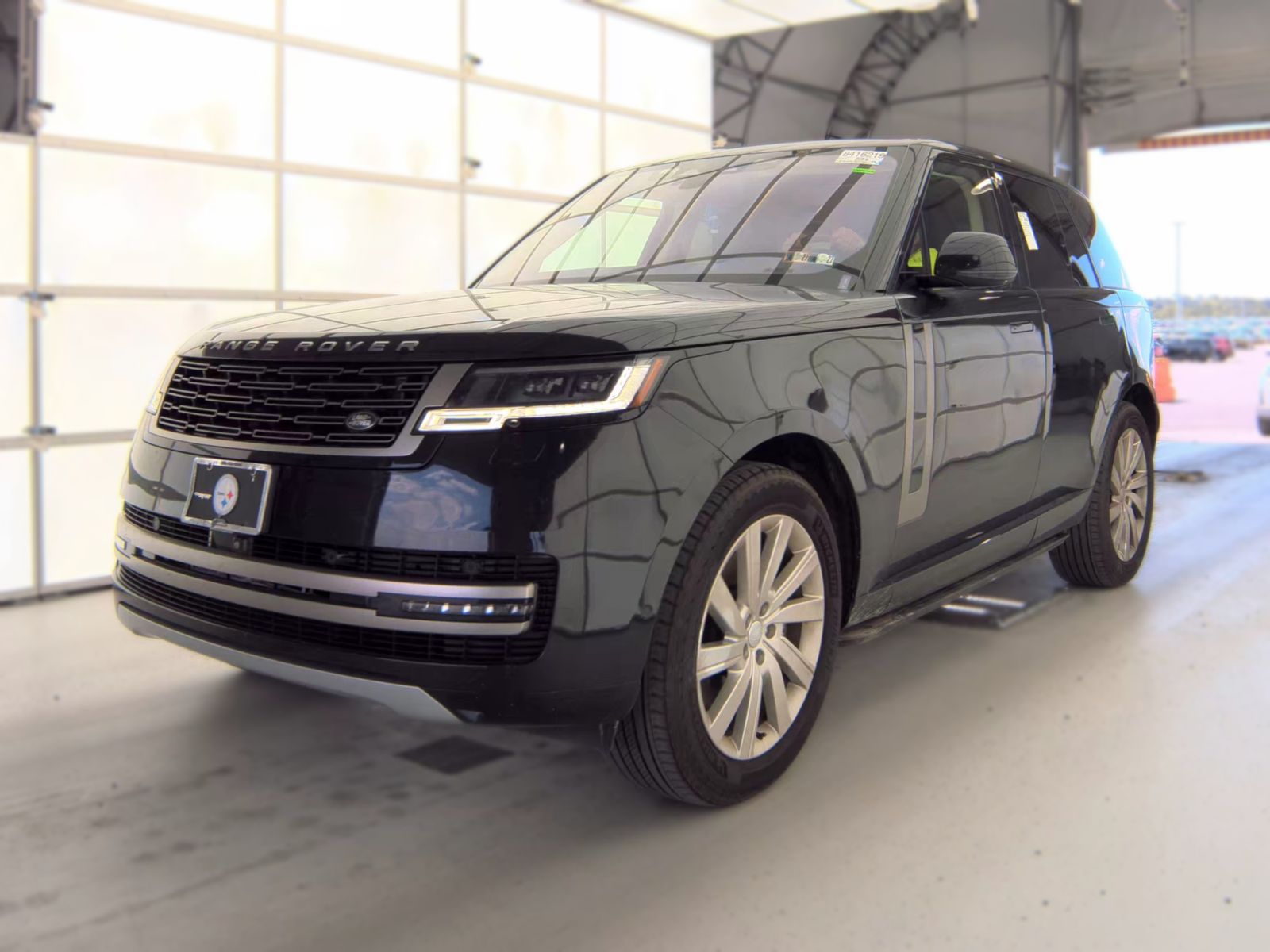 2023 Land Rover Range Rover SE AWD