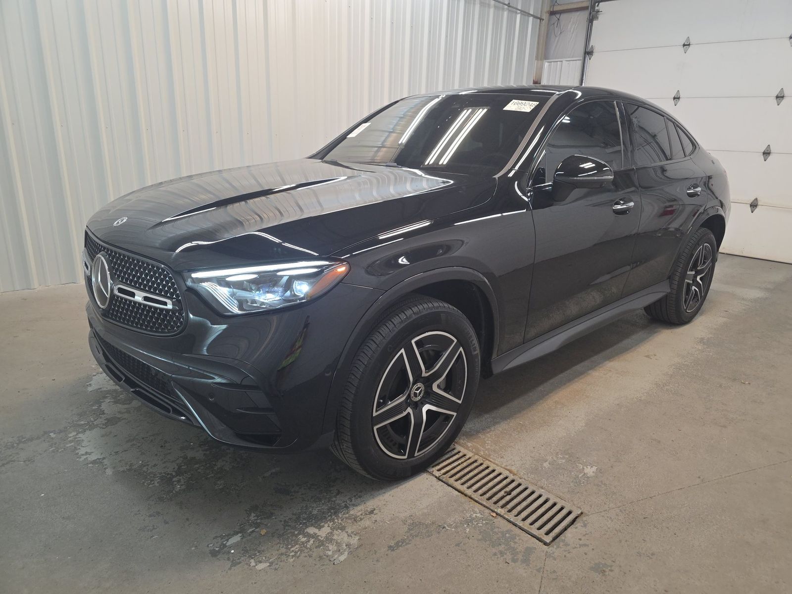 2025 Mercedes-Benz GLC GLC 300 AWD