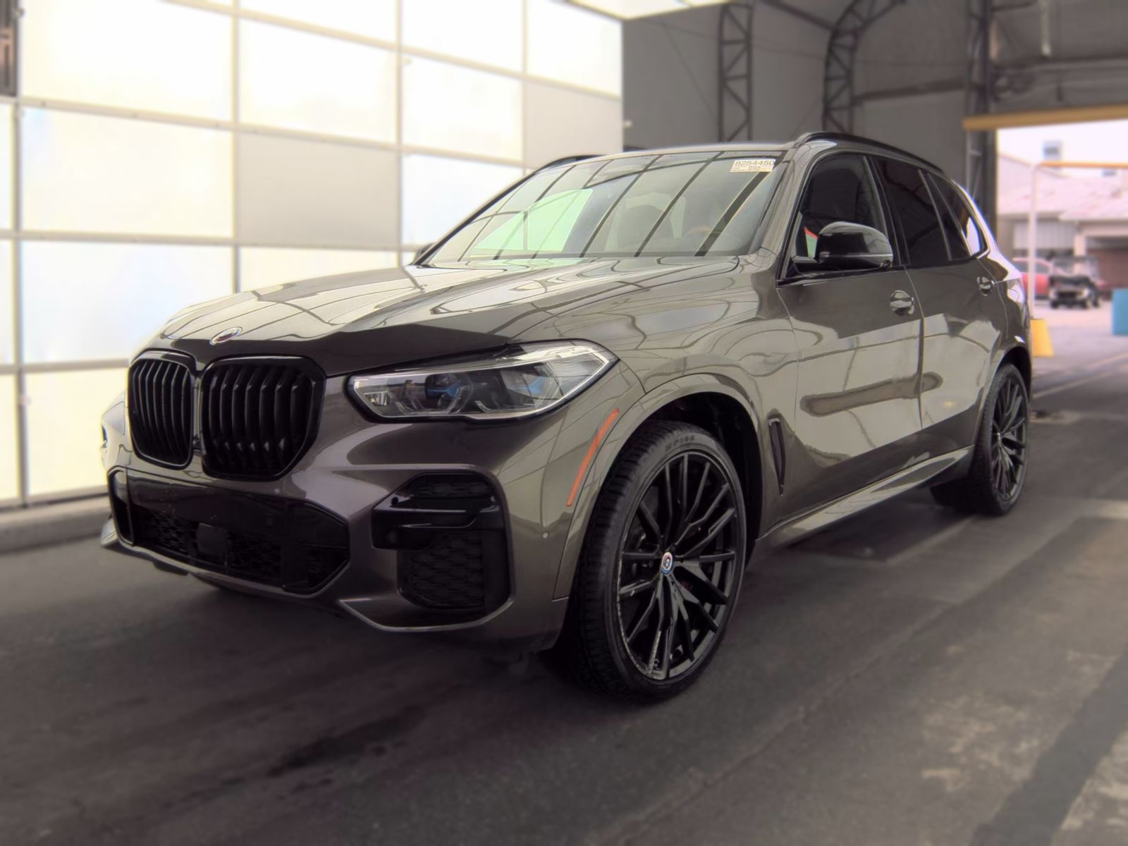 2022 BMW X5 M50i AWD