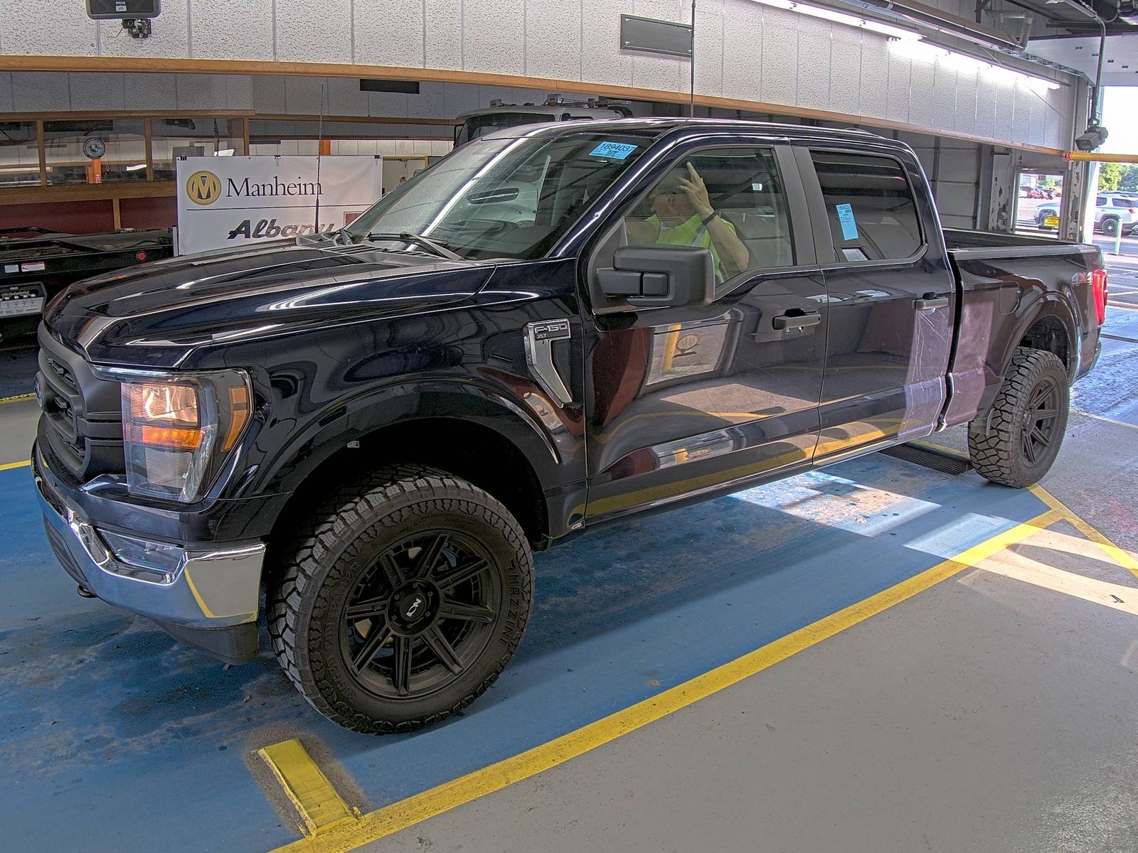 2023 Ford F-150 XLT AWD