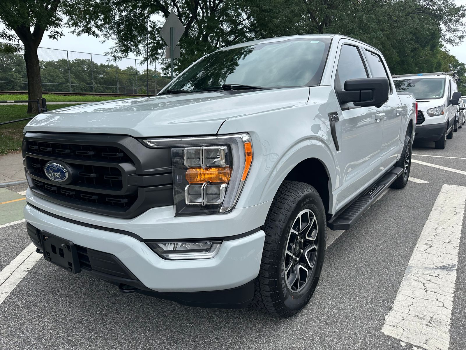 2023 Ford F-150 XLT AWD