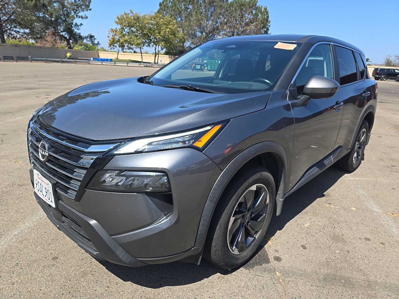 2025 Nissan Rogue SV FWD