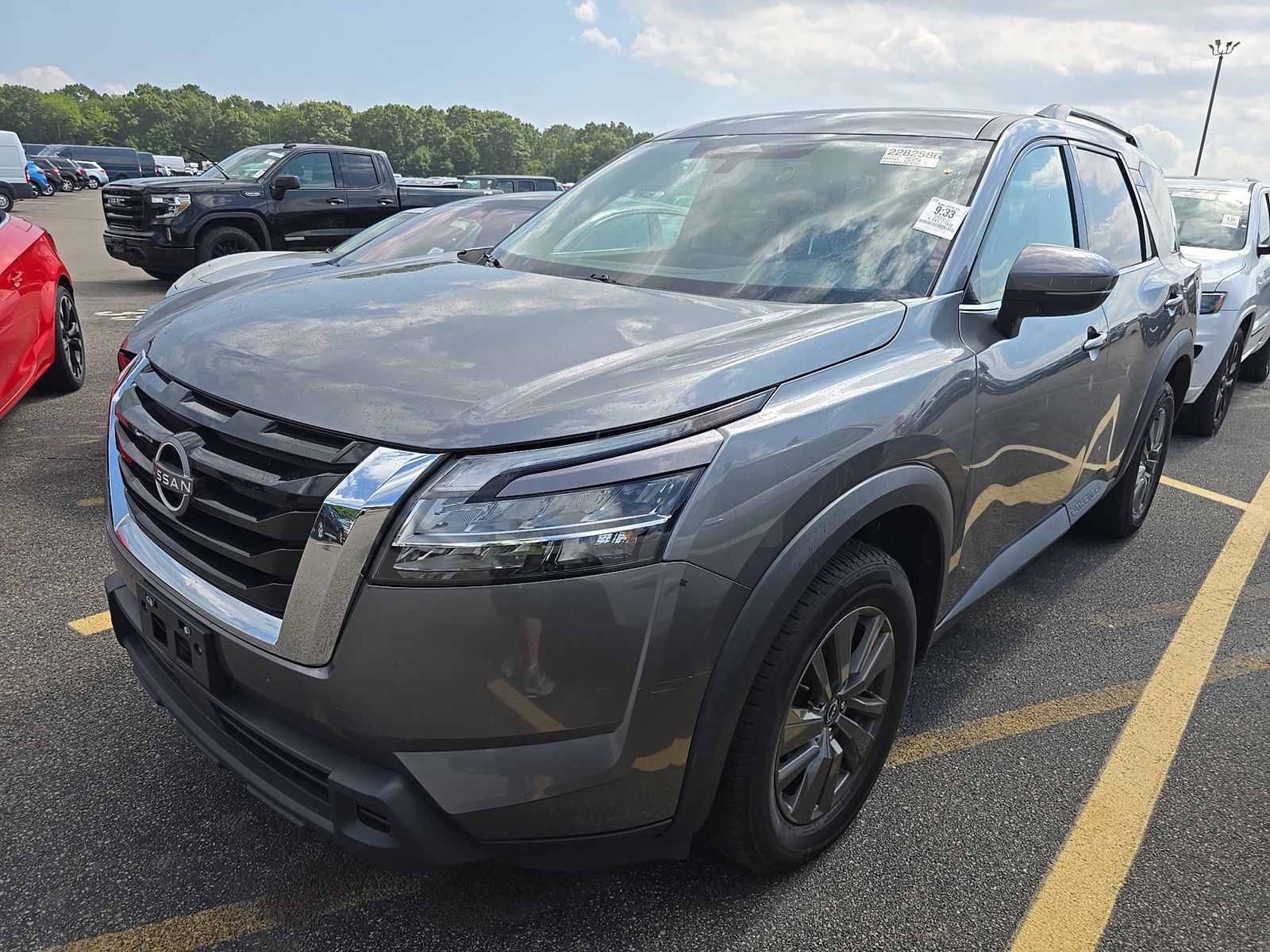 2022 Nissan Pathfinder SV AWD