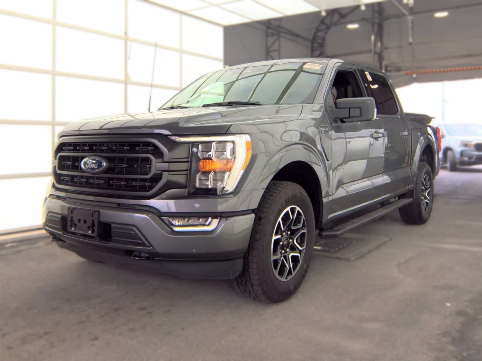 2023 Ford F-150 XLT AWD