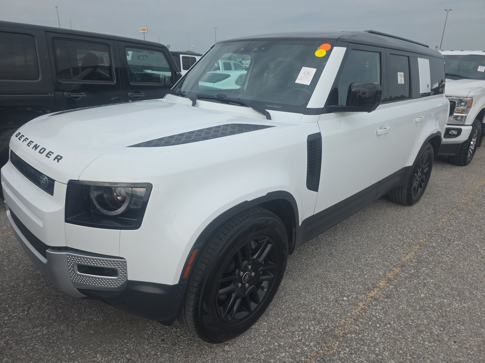 2023 Land Rover Defender 130 SE AWD