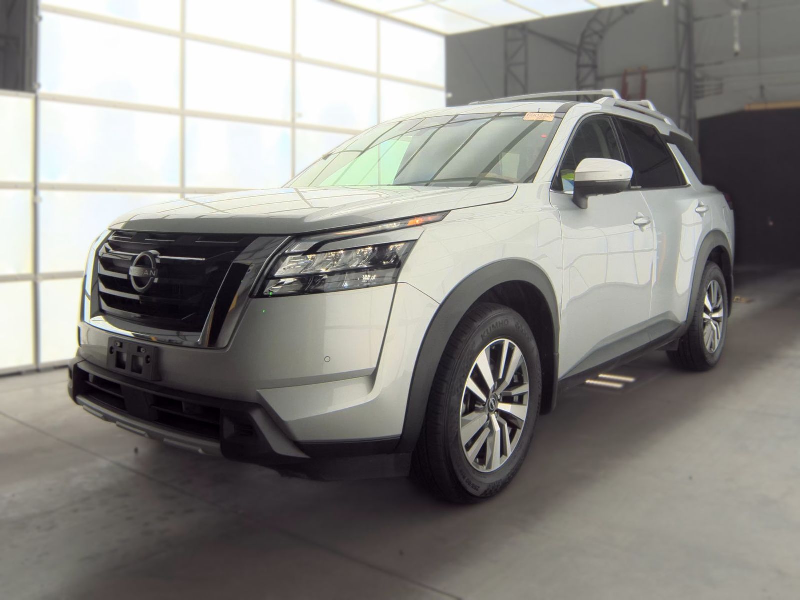 2025 Nissan Pathfinder SL AWD