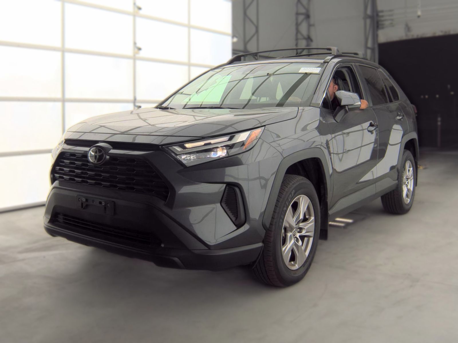 2023 Toyota RAV4 XLE FWD
