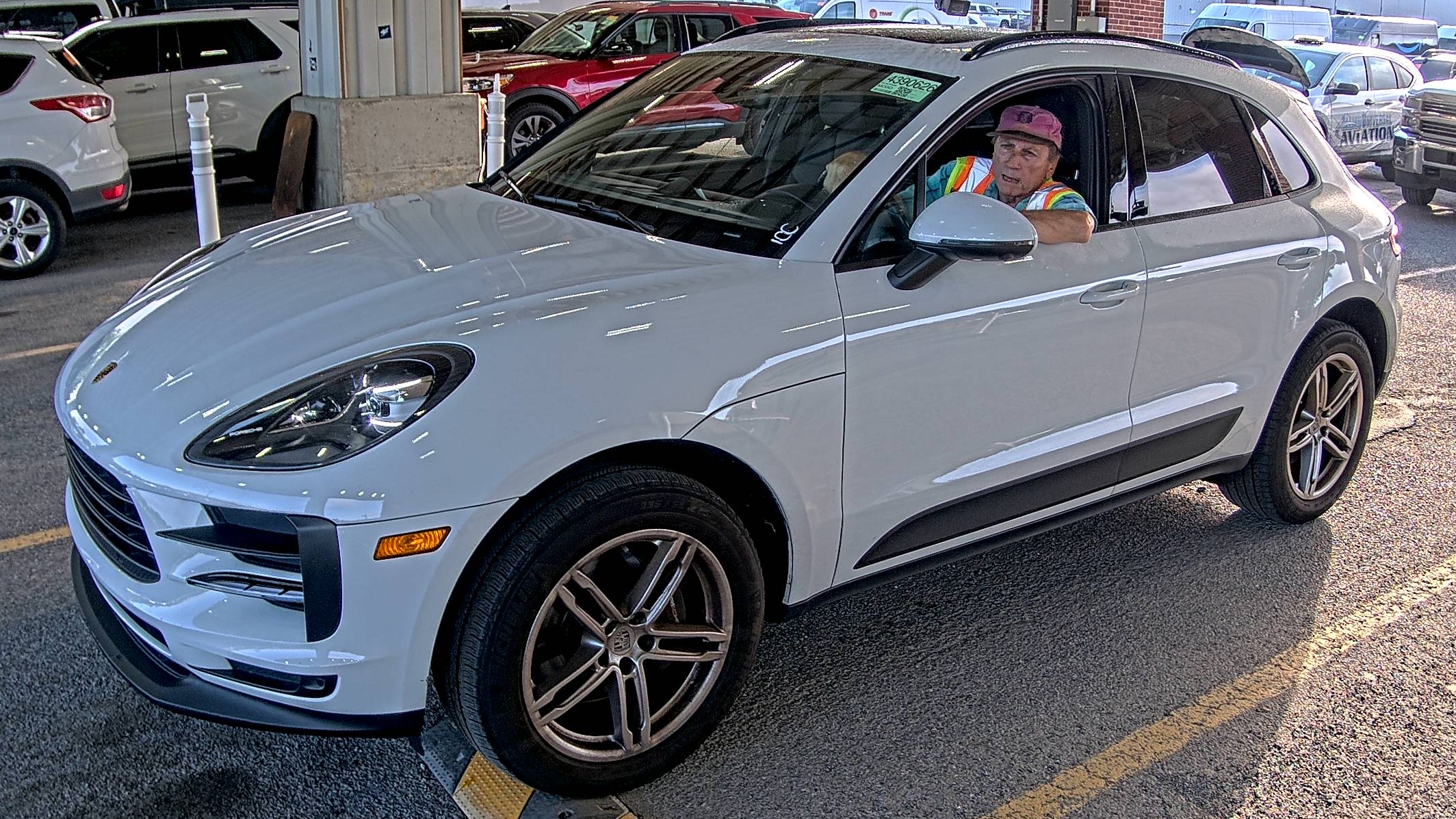 2021 Porsche Macan Base AWD