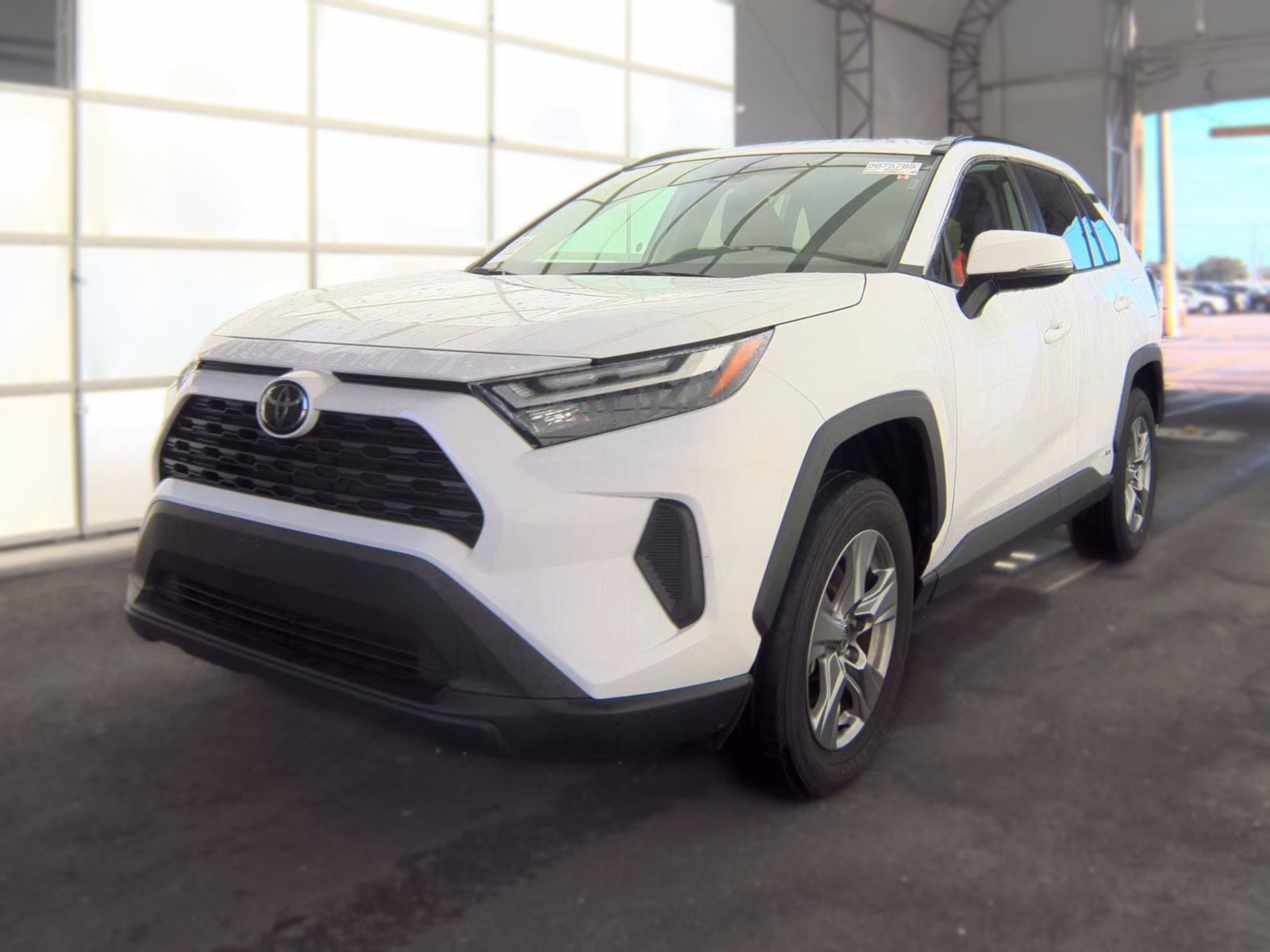 2025 Toyota RAV4 Hybrid XLE AWD