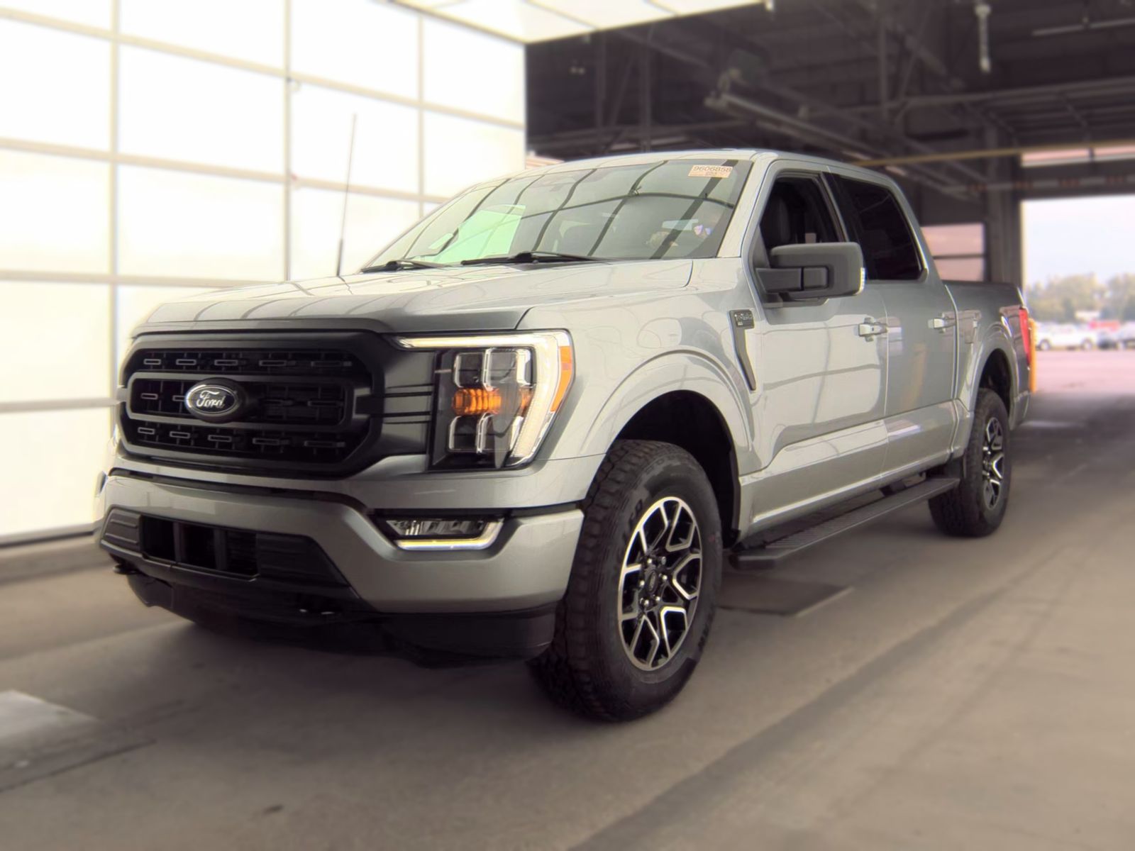 2023 Ford F-150 XLT AWD