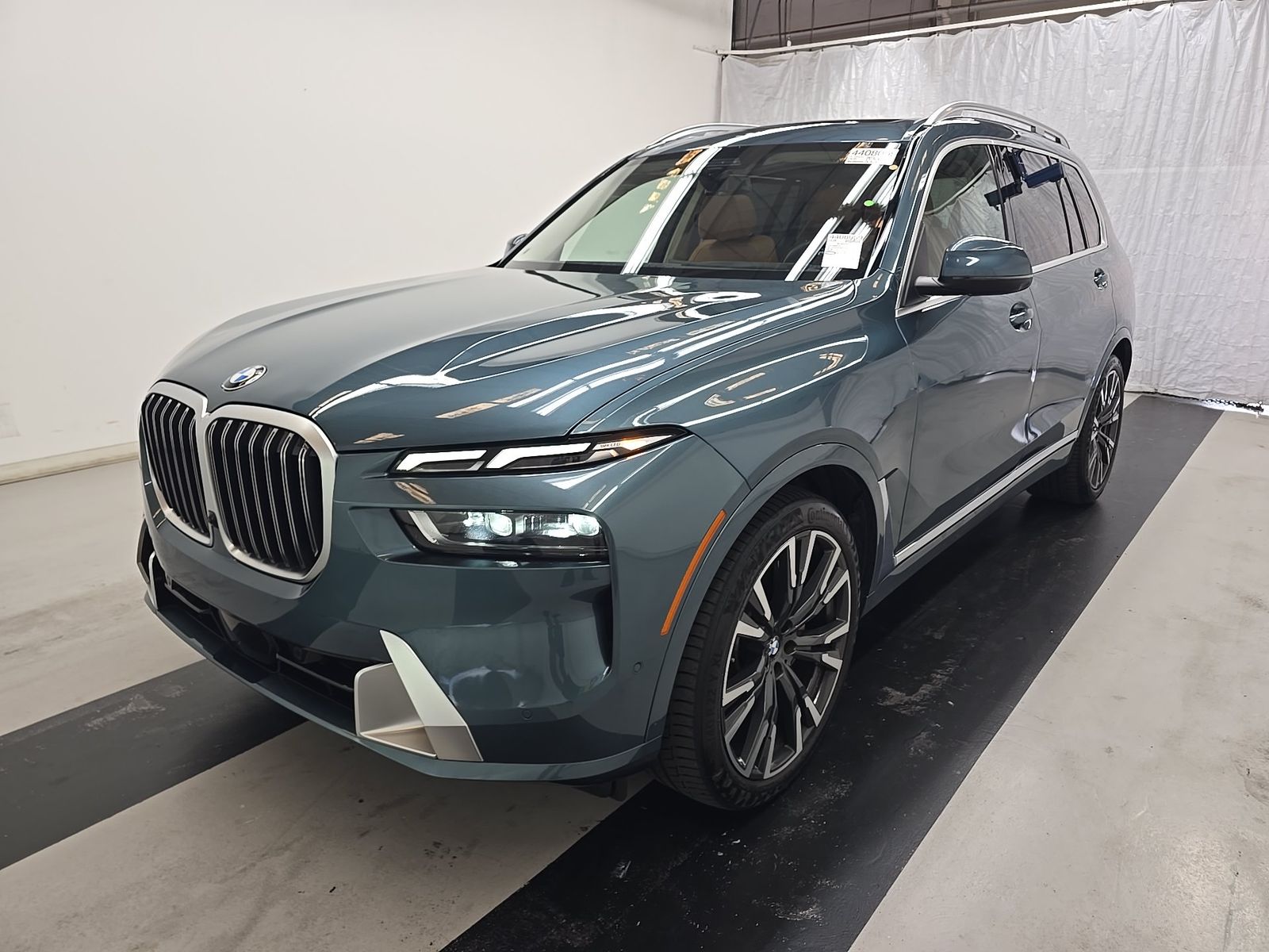 2025 BMW X7 xDrive40i AWD