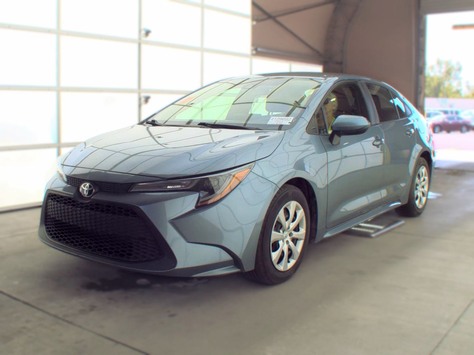 2022 Toyota Corolla LE FWD