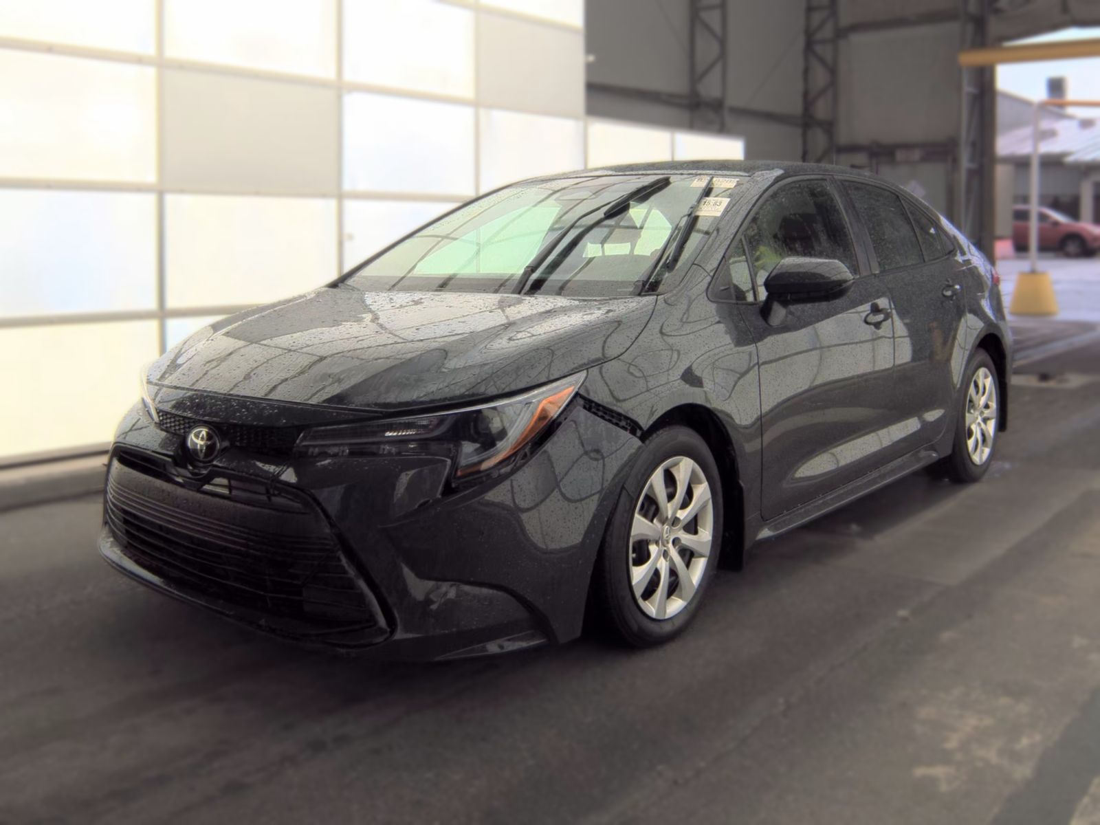 2025 Toyota Corolla LE FWD