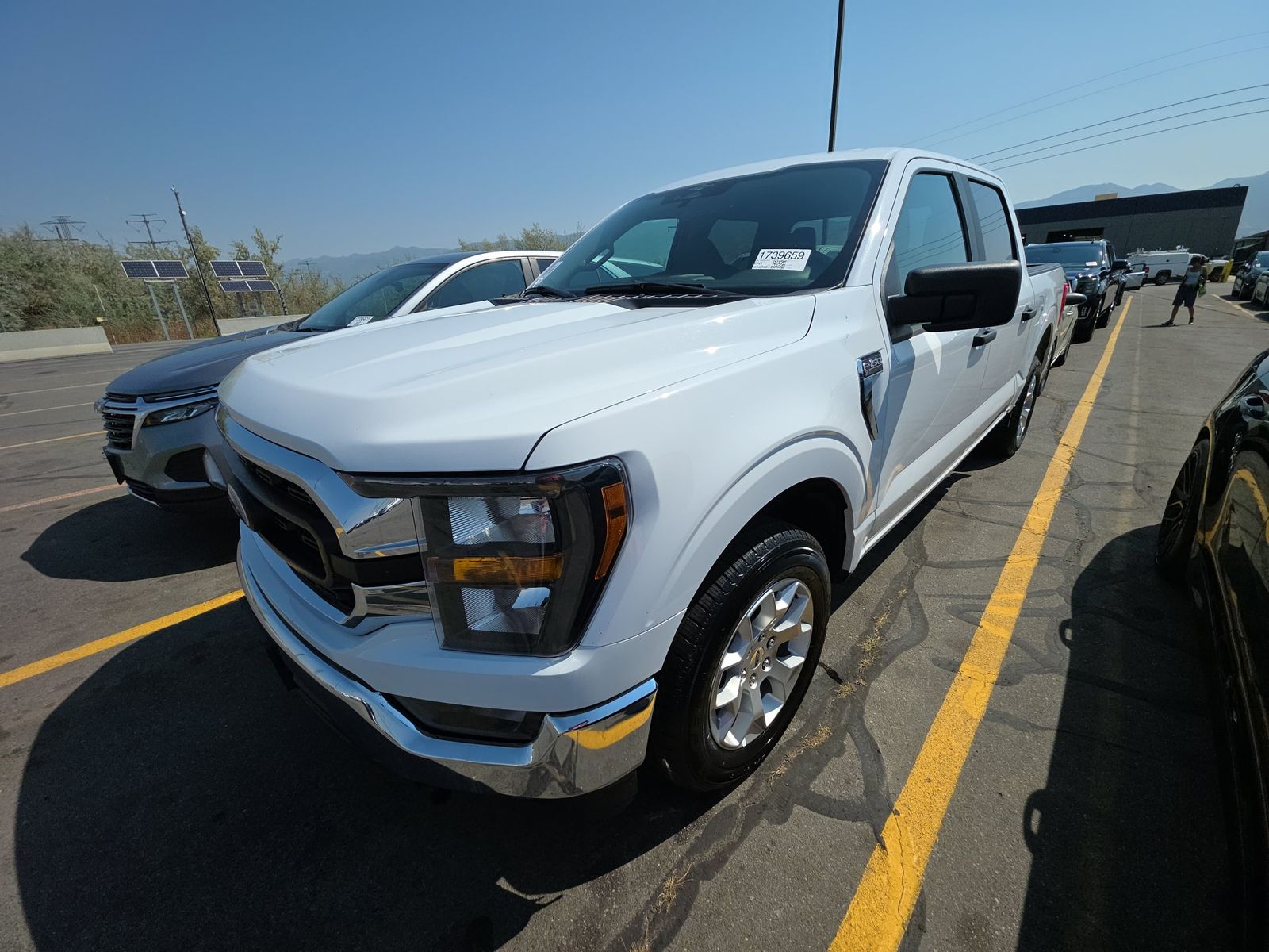 2023 Ford F-150 XLT RWD