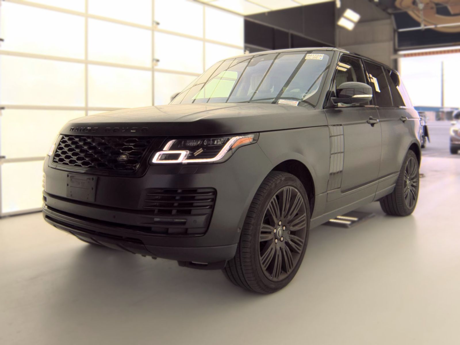 2022 Land Rover Range Rover P525 Westminster FWD