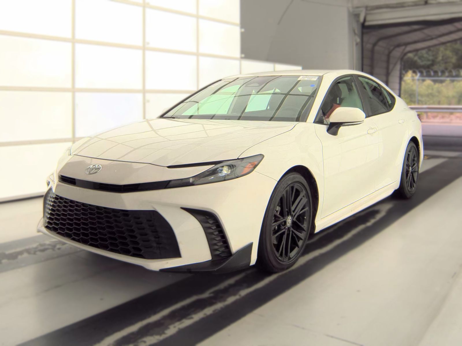 2025 Toyota Camry SE FWD