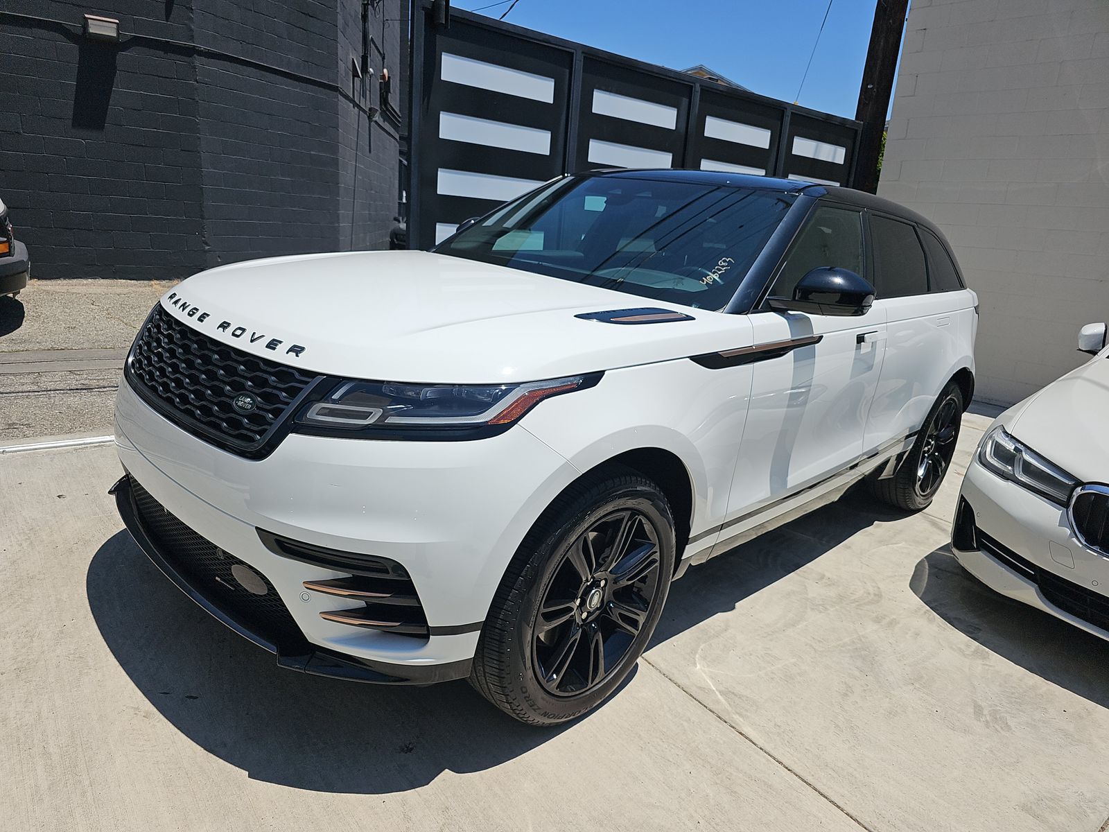 2022 Land Rover Range Rover Velar R-Dynamic S AWD
