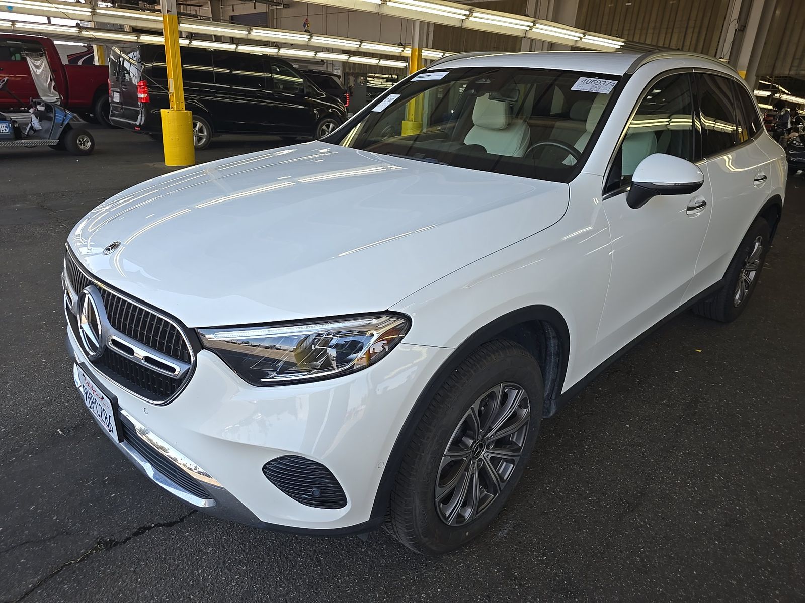 2023 Mercedes-Benz GLC GLC 300 AWD