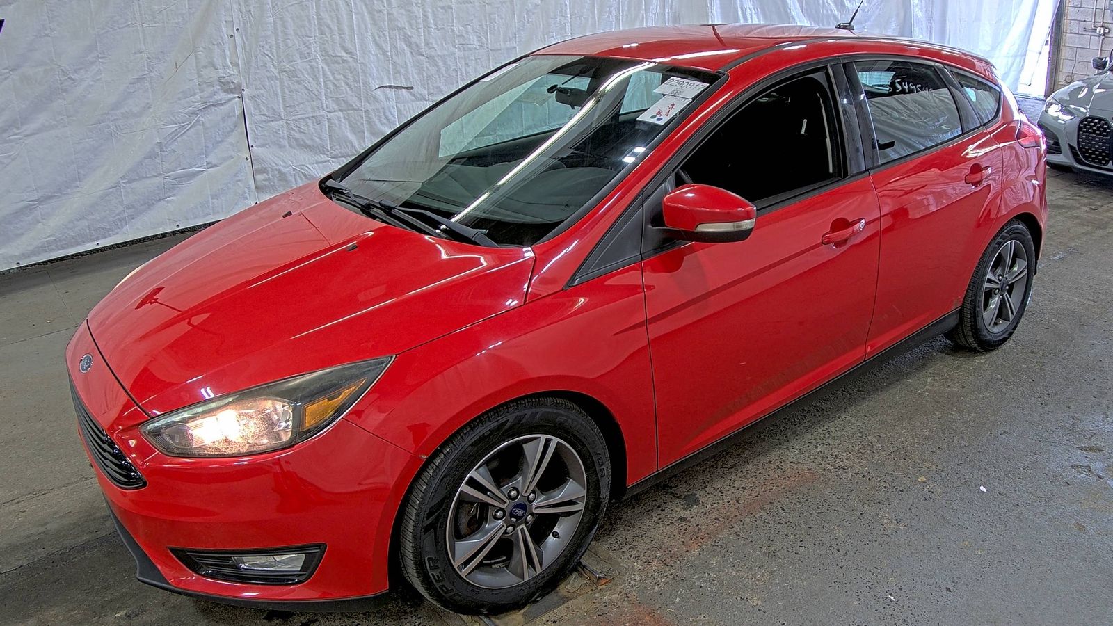 2016 Ford Focus SE FWD