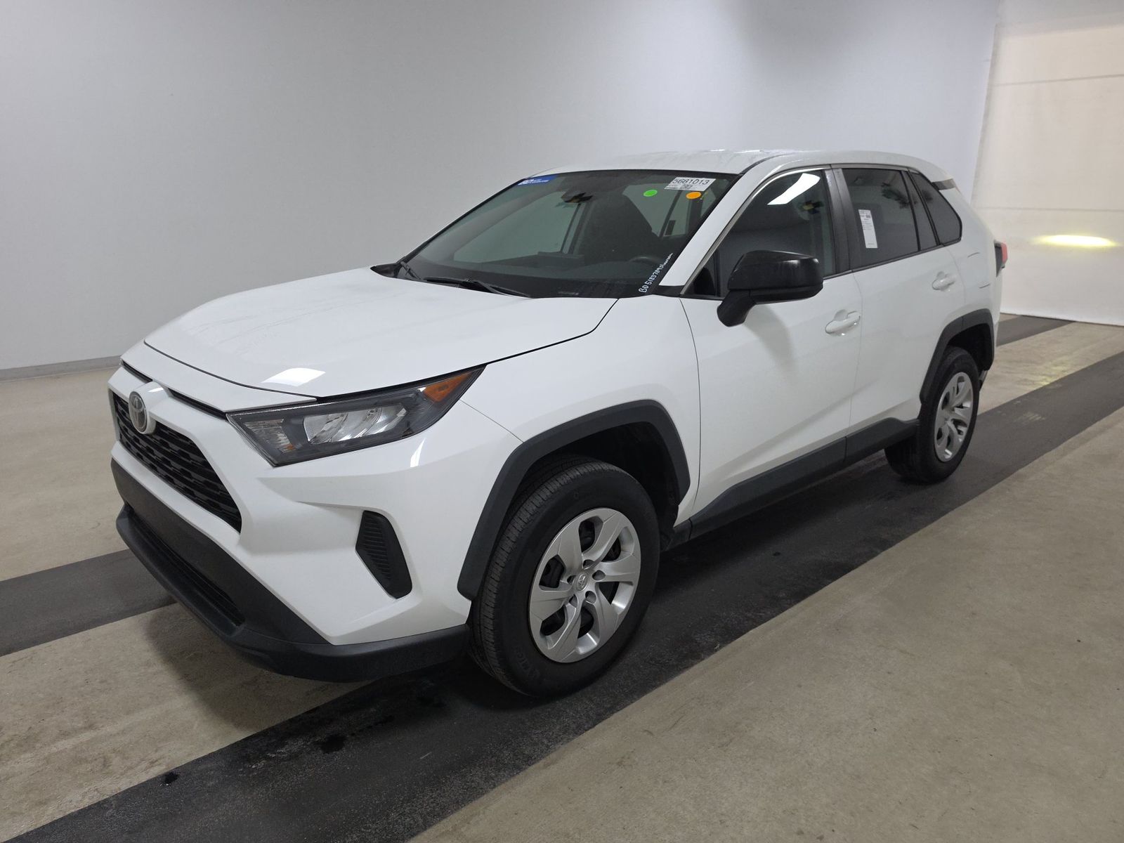 2022 Toyota RAV4 LE FWD