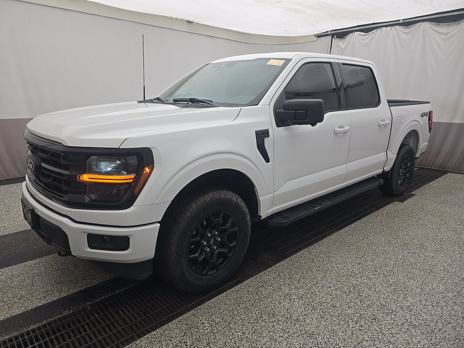 2024 Ford F-150 XLT AWD