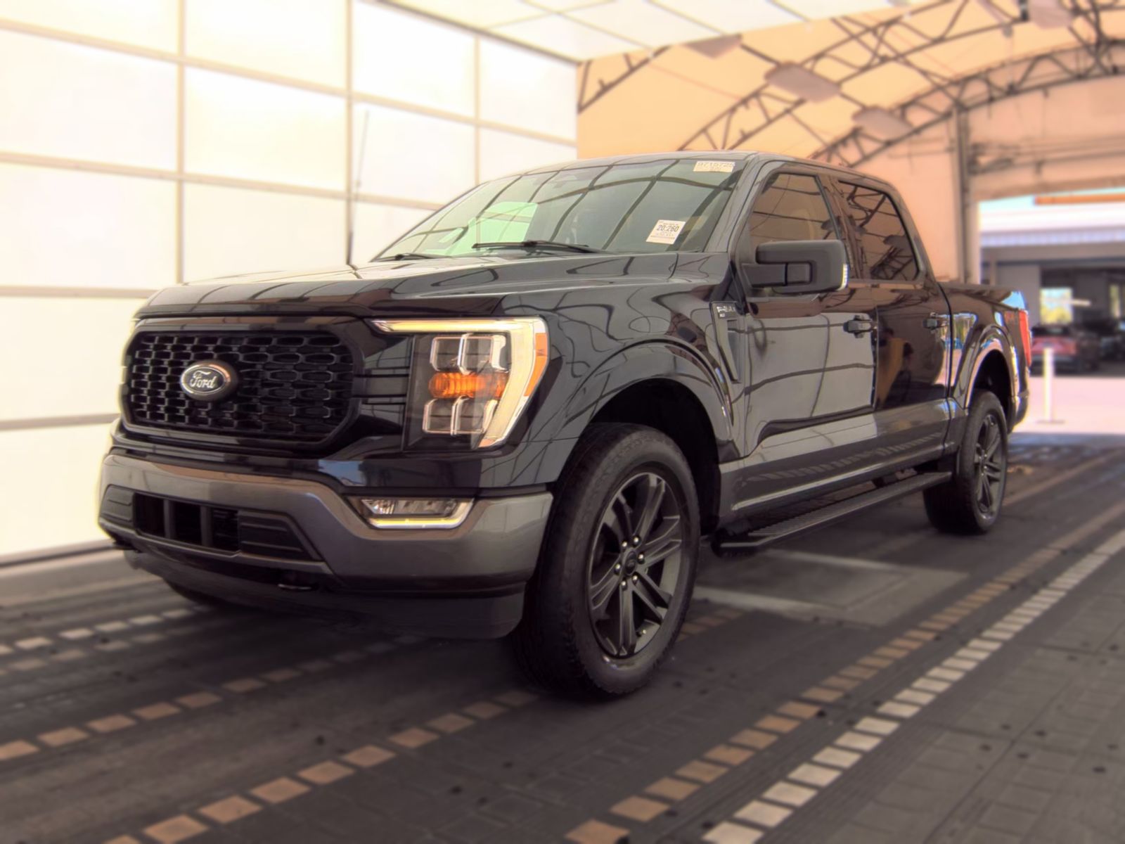 2023 Ford F-150 XLT AWD
