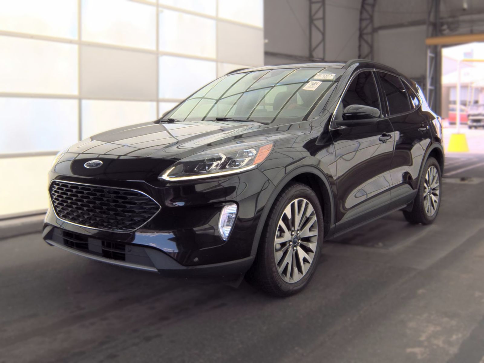 2022 Ford Escape Hybrid Titanium AWD