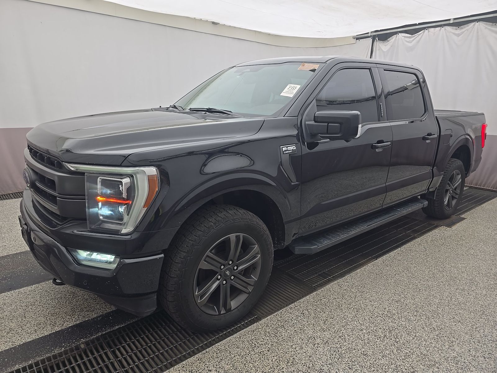 2023 Ford F-150 Lariat AWD