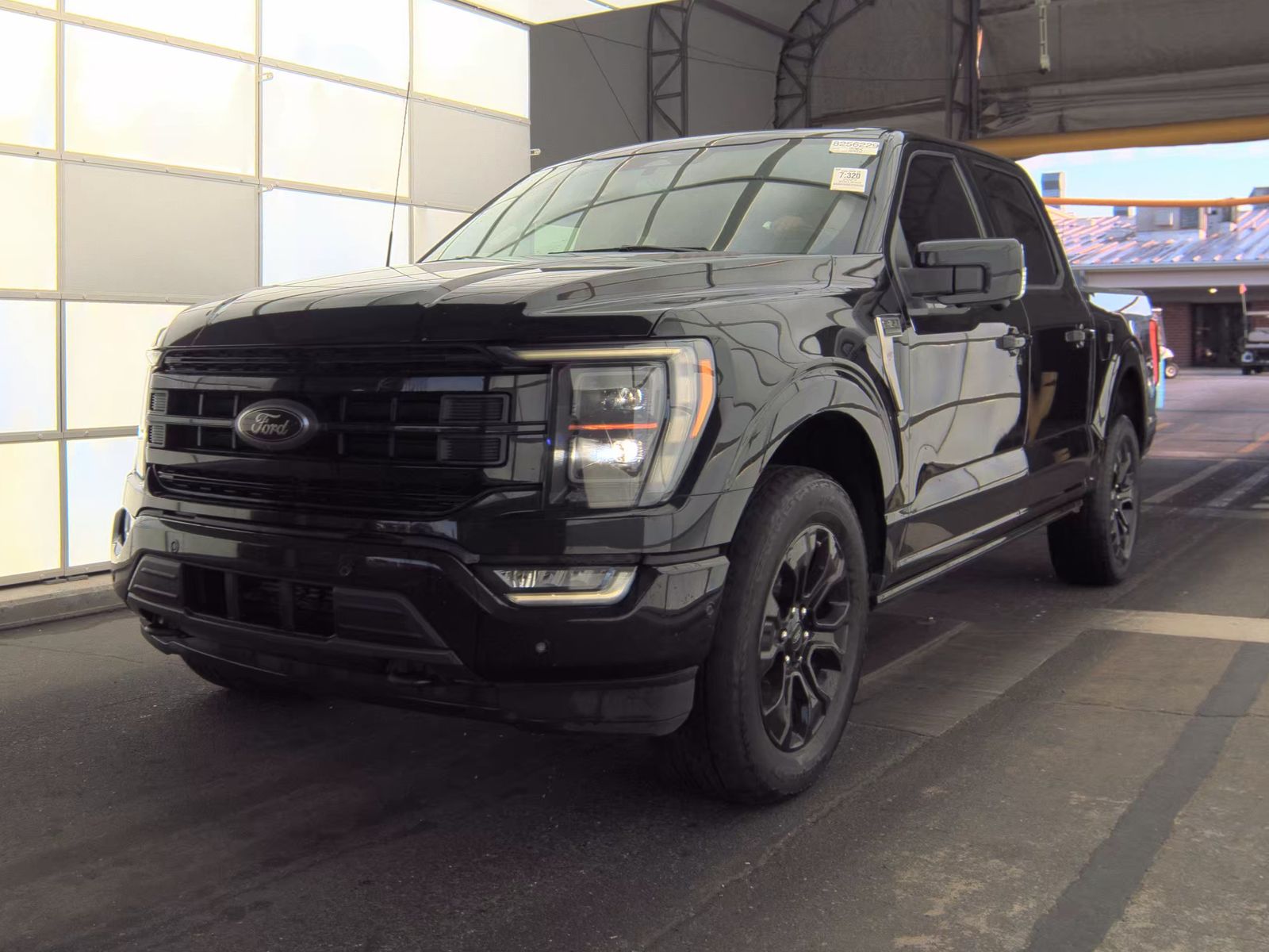2023 Ford F-150 Platinum AWD