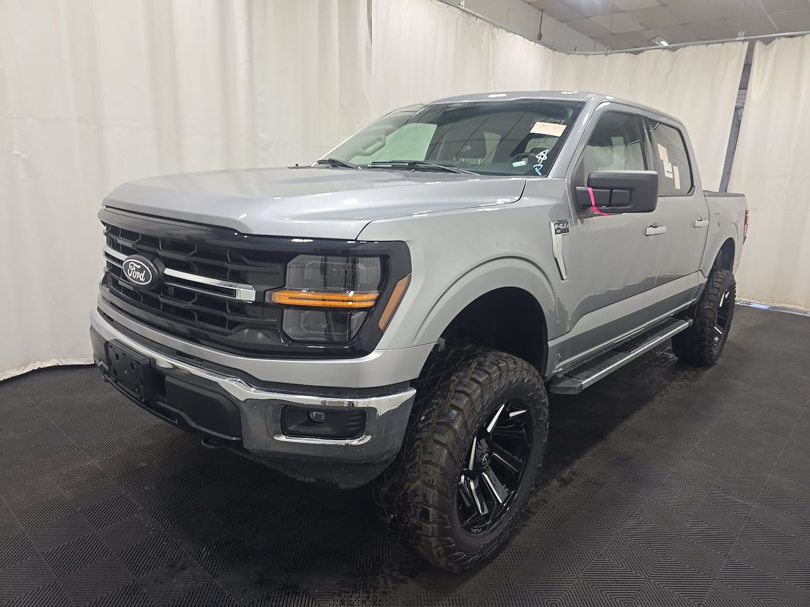 2025 Ford F-150 XLT AWD