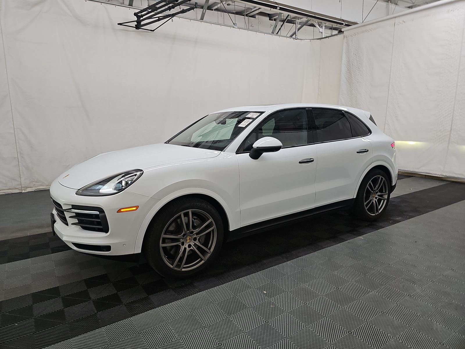 2023 Porsche Cayenne S Platinum Edition AWD