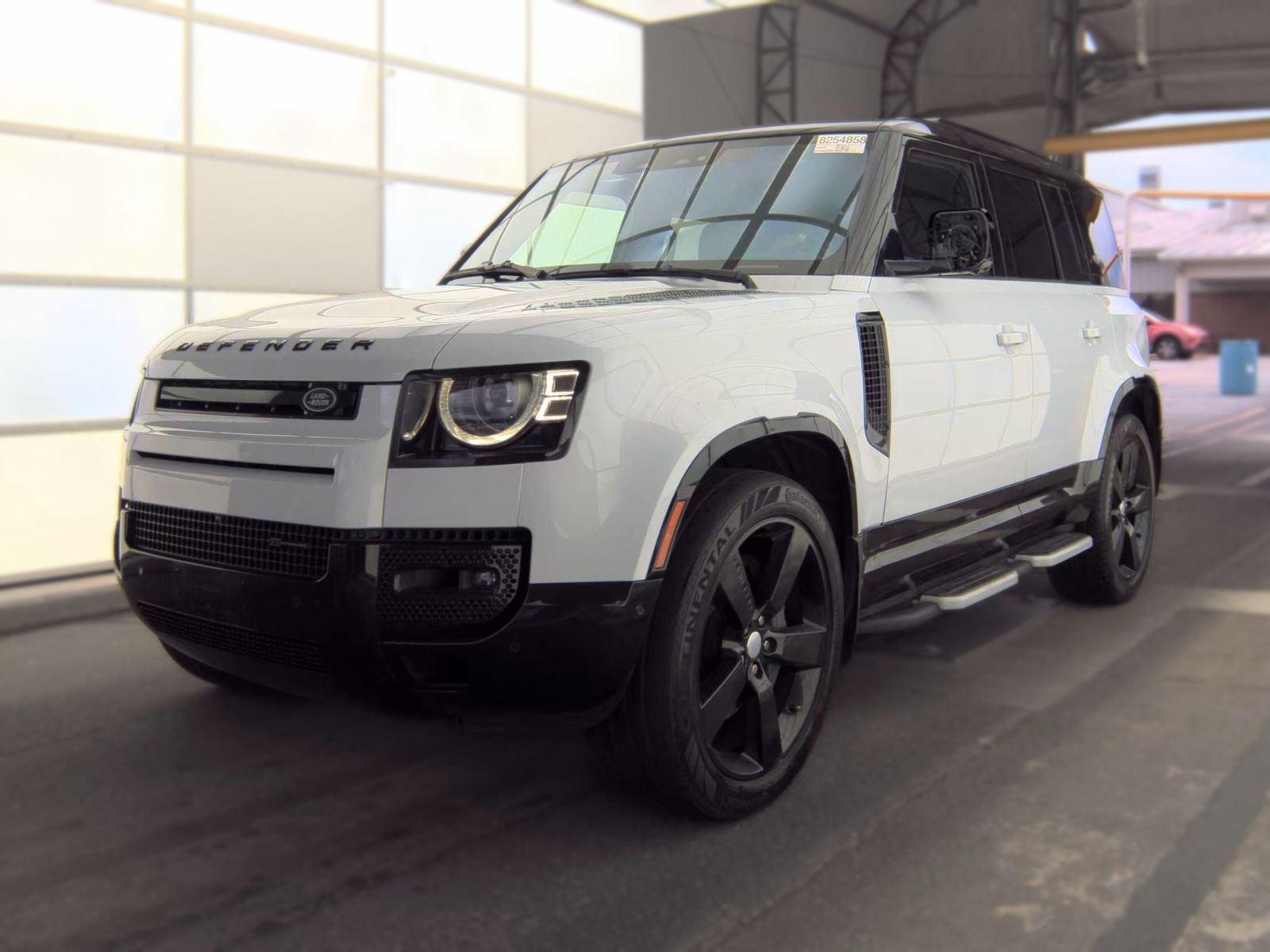 2022 Land Rover Defender 110 X-Dynamic HSE AWD