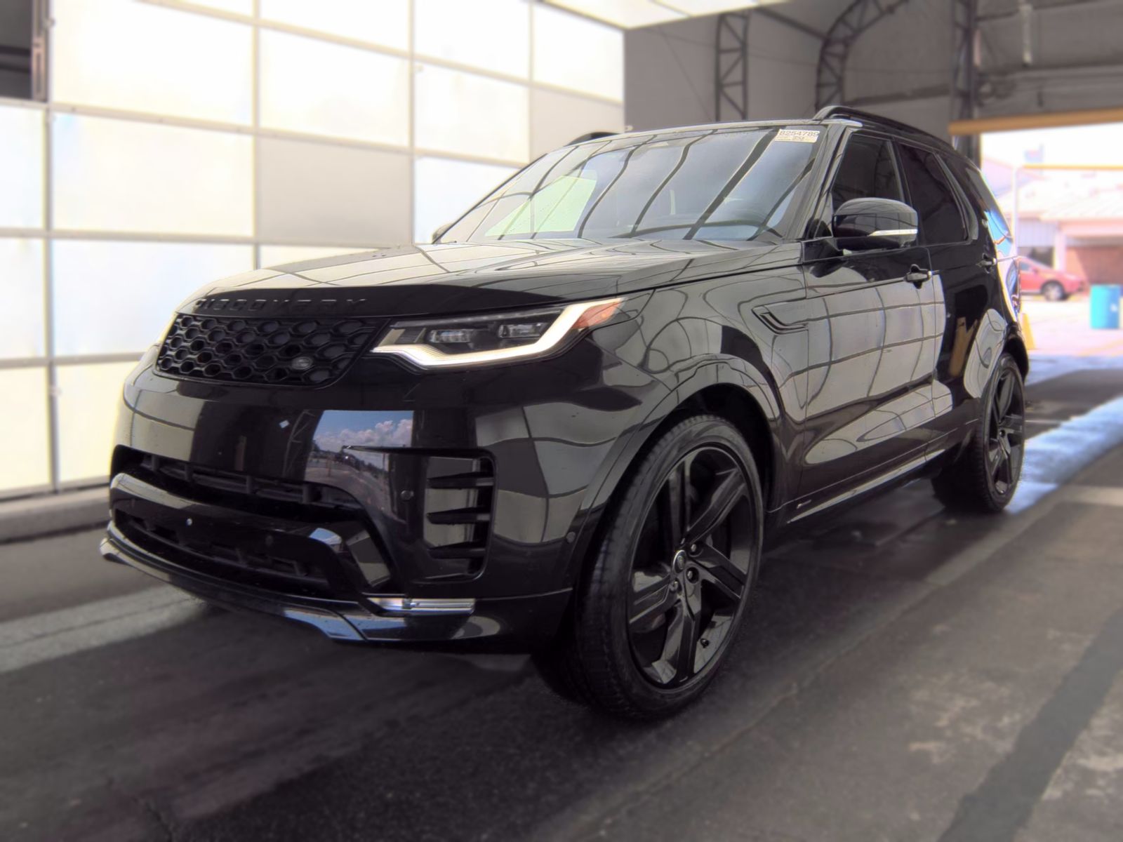 2021 Land Rover Discovery HSE R-Dynamic AWD