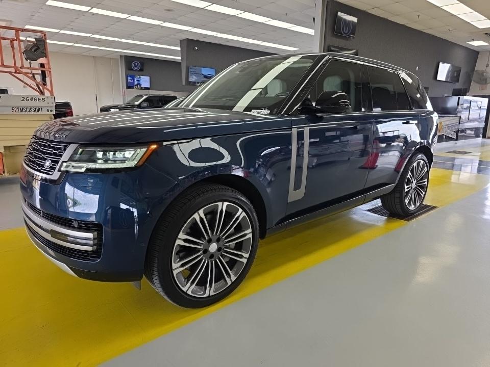2024 Land Rover Range Rover SE AWD