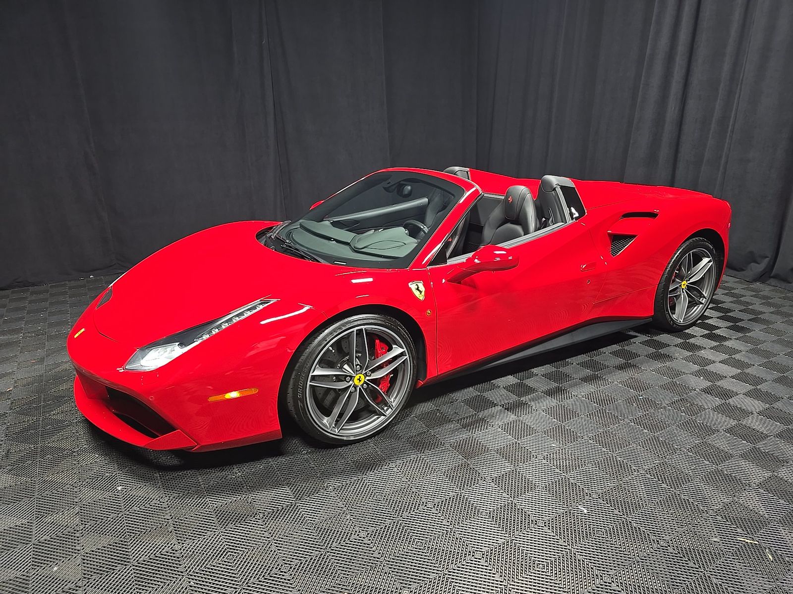 2019 Ferrari 488 Base RWD