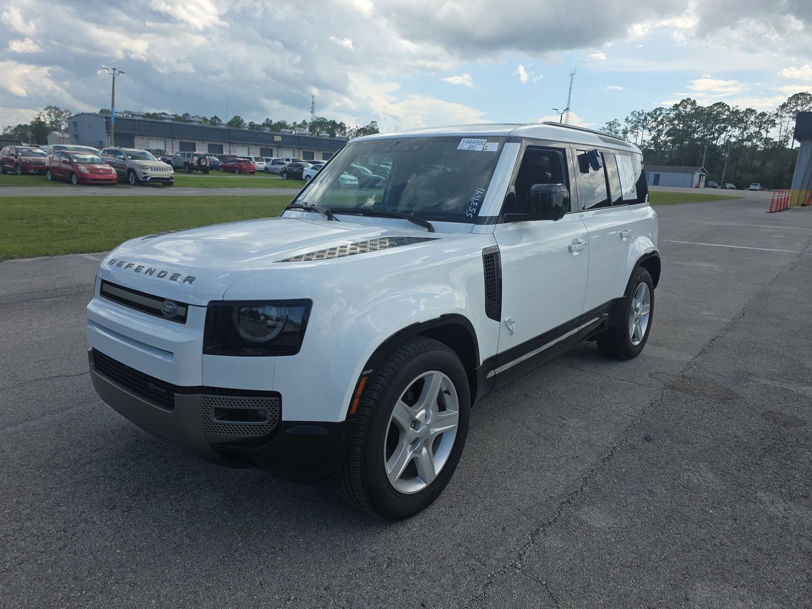 2023 Land Rover Defender 110 X-Dynamic SE AWD