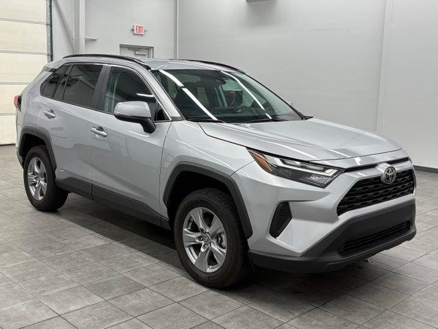 2025 Toyota RAV4 Hybrid XLE AWD