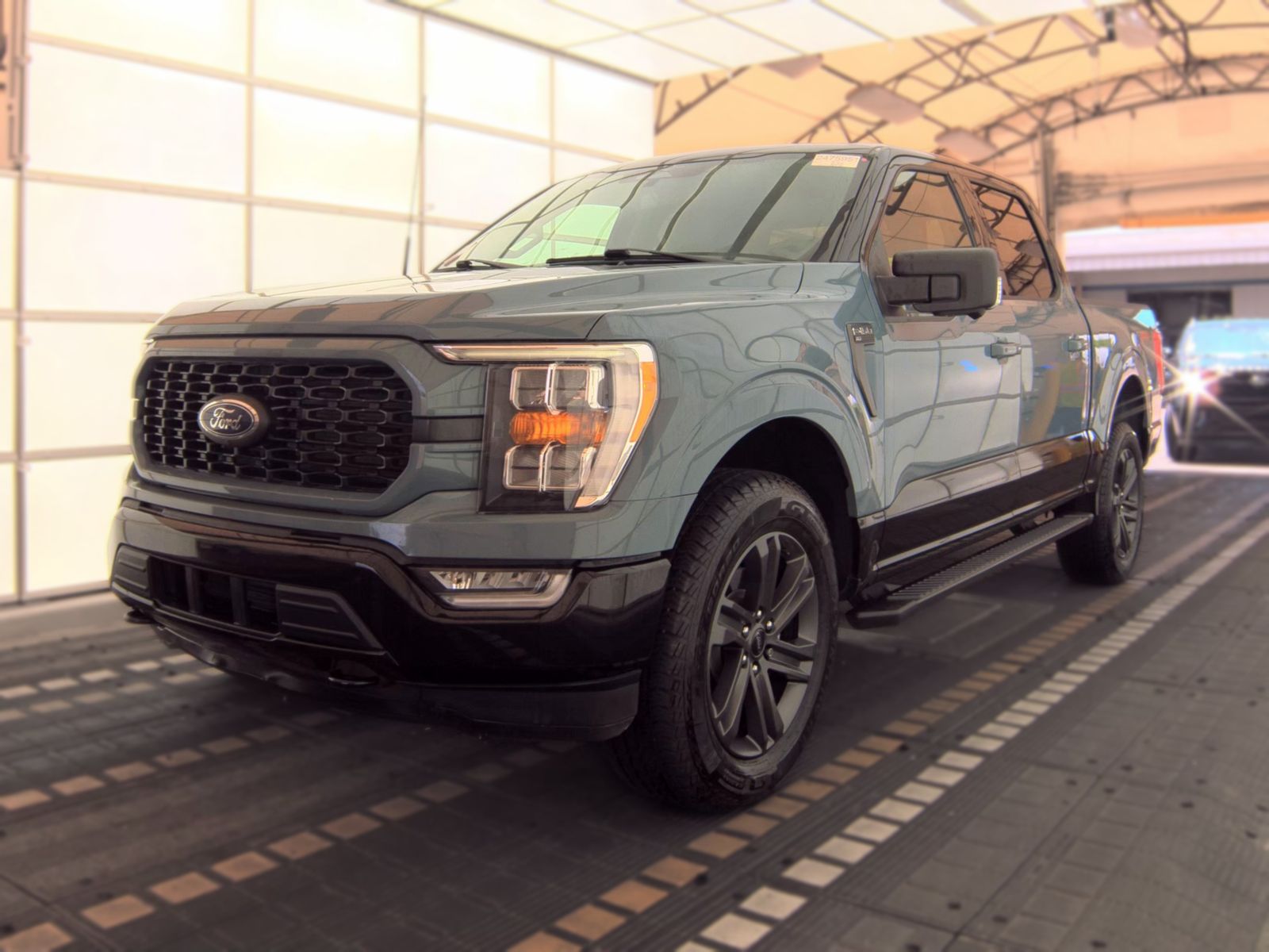2023 Ford F-150 XLT AWD
